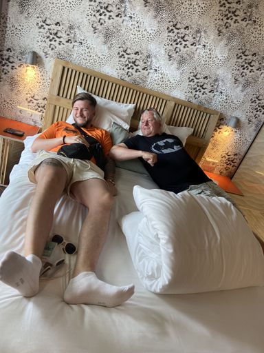 Alex und Guido / Die Verwendung dieses Bildes für redaktionelle
Zwecke ist unter Beachtung aller mitgeteilten Nutzungsbedingungen
zulässig und dann auch honorarfrei. Veröffentlichung ausschließlich
mit Bildrechte-Hinweis.