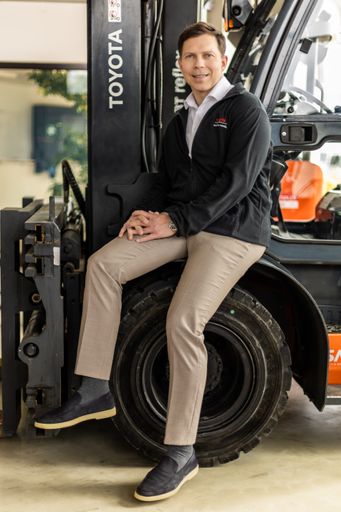 Magister Oskar Zettl, Geschäftsführer Toyota
Material Handling Austria, spricht über Trends die das heurige
Geschäftsjahr prägen werden.