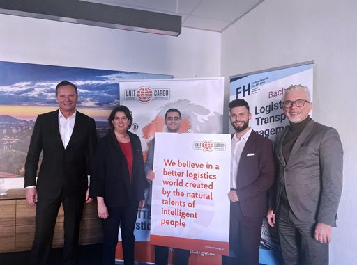v.l.n.r.: Andreas Breinbauer (Rektor und
Studiengangsleiter, FH des BFI Wien), Eva Schiessl-Foggensteiner
(Geschäftsführerin, FH des BFI Wien), Georg Dawoud (Head of Legal,
UnitCargo), Eduard Gharzouzi (Head of Procurement & Tender
Management, UnitCargo) und Davor Sertic (Geschäftsführer,
UnitCargo).