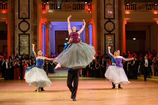 Vorschau Bild von Wiener Staatsopernballett mit Aufführung „Donau
Walzer“