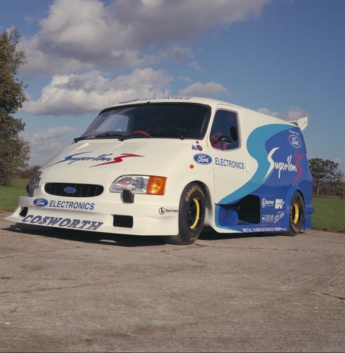 Ford SuperVan 3 (1995) / Die Verwendung dieses Bildes für
redaktionelle Zwecke ist unter Beachtung aller mitgeteilten
Nutzungsbedingungen zulässig und dann auch honorarfrei.
Veröffentlichung ausschließlich mit Bildrechte-Hinweis.