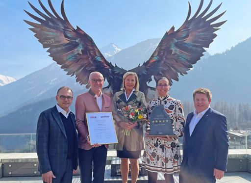 Vorschau Bild von Offizielle Verleihung 5 Sterne Superior STOCK resort