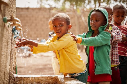 Spenden Sie für sauberes Trinkwasser in den Projekten der
Kindernothilfe Österreich.