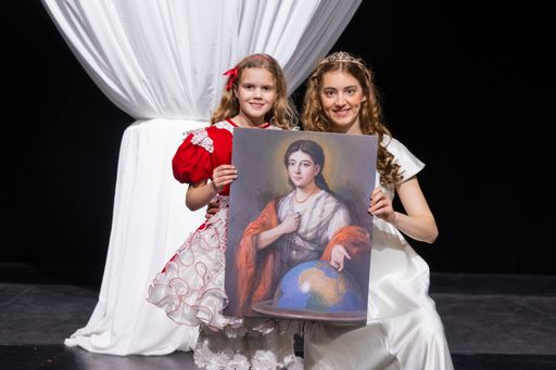 Vorschau Bild von Am 15. April 2023 feiert ein neues Familienmusical,
„Pauline – Mut verändert die Welt“, seine Uraufführung (Autorin und
Komponistin: Birgit Minichmayr) und geht danach österreichweit auf
Tour.