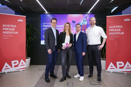 Vorschau Bild von Beim „APA-Playbook-Event“ diskutierten Expertinnen
und Experten am 9. März im APA-Pressezentrum über Digitalstrategien
in Medien in volatilen Zeiten (v.l.): Stefan Pollach (ORF), Nana
Siebert (Moderation/Der Standard), Michael Kaufmann (OÖNachrichten)
und Andreas Mauczka (APA).