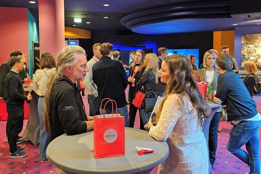 Vorschau Bild von Bei der gestrigen Cineplexx Programmpräsentation in
Wien gab es viele Highlights, die die zahlreich erschienenen Gäste
begeisterten.