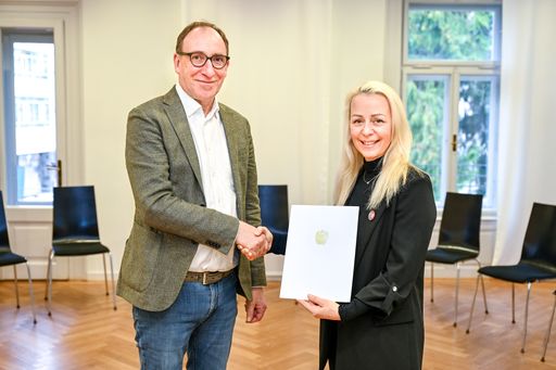 Vorschau Bild von Bestellung von Mag.a Christine Steger zur
Behindertenanwältin