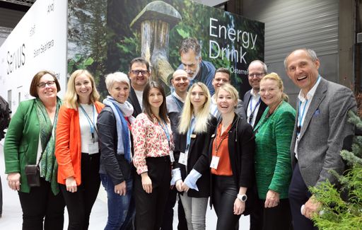 Vorschau Bild von Geballte Kraft für Stadt und Land Salzburg auf der ITB Berlin:
Die Teams der SalzburgerLand Tourismus Gesellschaft, Salzburg
Airport und Tourismus Salzburg GmbH.