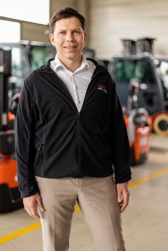 Vorschau Bild von Geschäftsführer Toyota Material Handling Austria,
Mag. Oskar Zettl