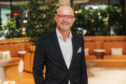  Daniel Schneider, Geschäftsführer von Nespresso
Österreich