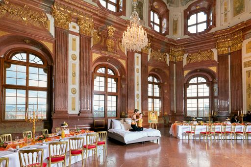  Der Kuss zum Frühstück Schlafexperte Emma lud ins Schloss
Belvedere