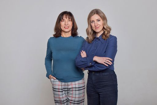 Vorschau Bild von Wechselweise.net Herausgeberin Veronika Pelikan und
Journalistin Brigit Brieber freuen sich auf die zukünftige
Zusammenarbeit