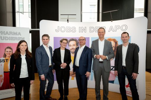 Vorschau Bild von Das Kampagnenteam und die Auftraggeber