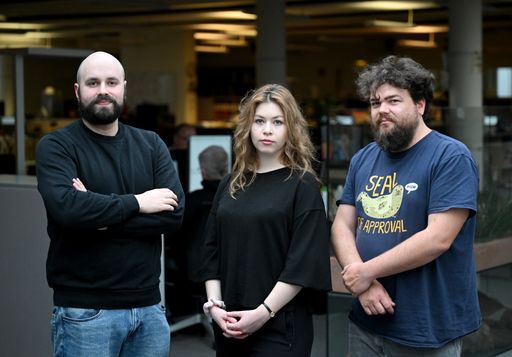 v.l.: Florian Schmidt (APA-Verification Officer),
Valerie Schmid und Stefan Rathmanner identifizieren als
APA-Faktencheck-Team gezielt Fake News und Desinformation.