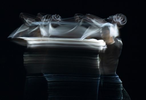 Vorschau Bild von Platz 1 bei den dpa-Bildern des Jahres 2022 in der Kategorie Arts
&amp; Entertainment für Bernd Weißbrod. Motiv: Tänzer Luca Pannacci,
Gauthier Dance Company, in einer Probe im Theaterhaus in Stuttgart
für den siebenteiligen Ballettabend "The Seven Sins".
(1.4.2022). Honorarfreie Verwendung nur in Verbindung mit
Berichterstattung über die dpa-Bilder des Jahres. Foto: dpa / Bernd
Weißbrod / Die Verwendung dieses Bildes für redaktionelle Zwecke ist
unter Beachtung aller mitgeteilten Nutzungsbedingungen zulässig und
dann auch honorarfrei. Veröffentlichung ausschließlich mit
Bildrechte-Hinweis.