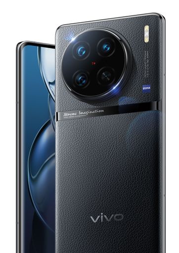 Ab 24. März bietet Drei das neue vivo
Foto-Flaggschiff X90 Pro ab 0 Euro an. Kunden, die das neue 5G
Smartphone jetzt bis 13. April 2023 bei Drei kaufen, erhalten es um
bis zu 126 Euro günstiger.** Mehr auf www.drei.at/neues-vivo