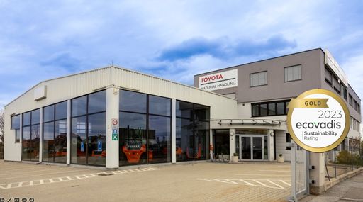Mit der Erreichung von EcoVadis-Gold zählt Toyota
Material Handling Austria zu den besten fünf Prozent der mehr als
90.000 bewerteten Lieferanten.
