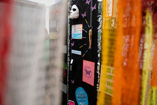  Begehbare Kunst-Installation der Studierenden