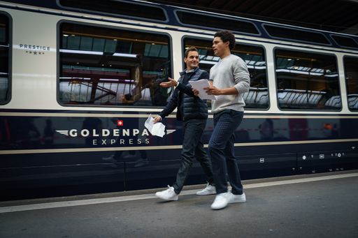Impressionen vom Dreh mit Roger Federer & Trevor
Noah