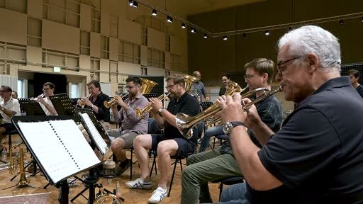 Das aus Mitgliedern der Berliner und Wiener
Philharmoniker und anderer renommierter Orchester neu gegründete
Ensemble The Philharmonic Brass gibt sein Debut am 19. April im
Stefaniensaal in Graz, am 20. April im Kultur und Kongreßzentrum
Eisenstadt und am 20. April im Wiener Musikverein.