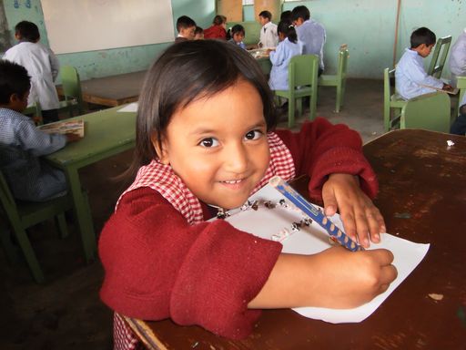 In den sozialen Einrichtungen der Jugend Eine
Welt-ProjektpartnerInnen in Ecuador erhalten Straßenkinder nicht nur
täglich eine warme Mahlzeit, sondern auch qualitätsvolle
Schulbildung.