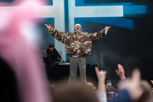 Am 30. März feierten über 20.000 begeisterte Wintersportler in
Ischgl ihr ganz besonderes Ostergeschenk: Sonne, Schnee und mit Sido
eine Deutschrap-Ikone beim Top of the Mountain Easter Concert auf
der Ischgler Idalp.