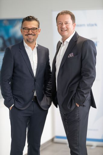 Vorschau Bild von I.K. Hofmann CFO Roland Fürst und CEO Helmut Herzog
können für 2022 einen Rekordumsatz vermelden.