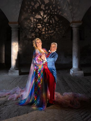 Vorschau Bild von Die Organisatorinnen des QUEER BALL im Schloss
Neugebäude: Ortrun Gauper (li.) und Karin Erhart (re.)