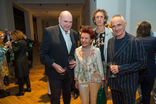 Vorschau Bild von „THE FEST – die praktische Übung: Dinner &
Künstler*innenfest“ im MAK, 13.4.2023: Gregor Eichinger, Anna
Heindl, Florian Reiter, Manfred Wakolbinger © Andreas Tischler/MAK