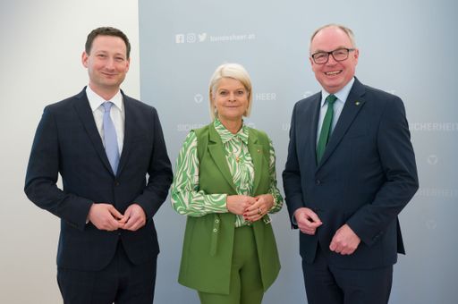 Bundesministerin Klaudia Tanner und der NÖ
Bauernbund bekennen sich klar zur Neutralität und zum politischen
Erbe Leopold Figls.