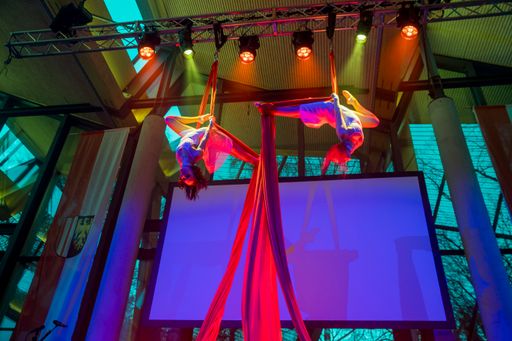 Vorschau Bild von Das Duo "Esperanza" sorgte für eindrucksvolle
Momente während der Eröffnungsgala.