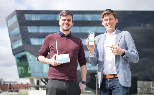  Alexander Bachler (LineMetrics) und Matthias Nadrag
(enixi)