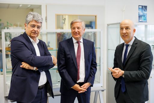  https://www.apa-fotoservice.at/galerie/32654 CEO Wolfgang
Hesoun,Gerhard Zummer,BM Martin Kocher