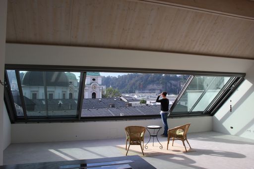 Vorschau Bild von Axaar®-Fenstersysteme urbane Dachlandschaften