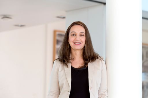 LICHT INS DUNKEL erhält eine neue Präsidentin - Mag. Ines
Stilling