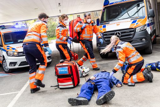 Vorschau Bild von Ein Jahr Notarzt-Einsatz-Fahrzeug der AUVA &
Berufsrettung Wien – eine Erfolgsgeschichte
