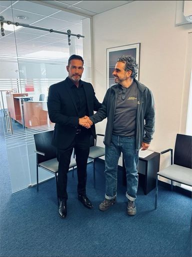 (V.l.n.r.) Oliver Milutinovic
(IFM-Unternehmensgruppe, Alleineigentümer und CEO), Klaus Geburzi
(Gastechnik Geburzi – Alteigentümer und Geschäftsführer)