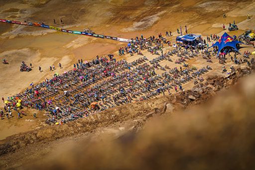 500 Starter qualifizieren sich für das härteste
Extreme Enduro Race der Welt!