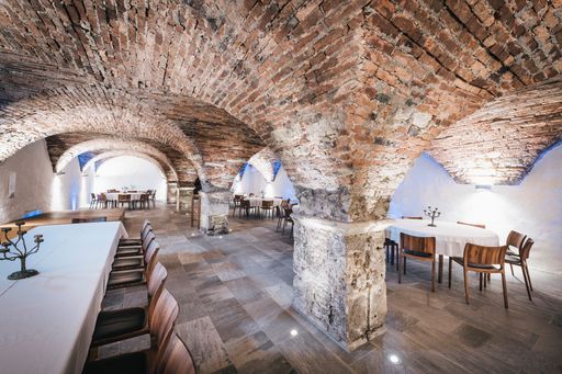 Vorschau Bild von Gault & Millau: Restaurant Dveri-Pax vom Weingut
des Benediktinerstiftes Admont erhielt drei Hauben