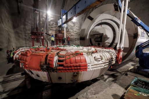 Vorschau Bild von Zusammenbau der TBM „Lilia“ in der Montagekaverne
des Bauloses H41 Sillschlucht – Pfons