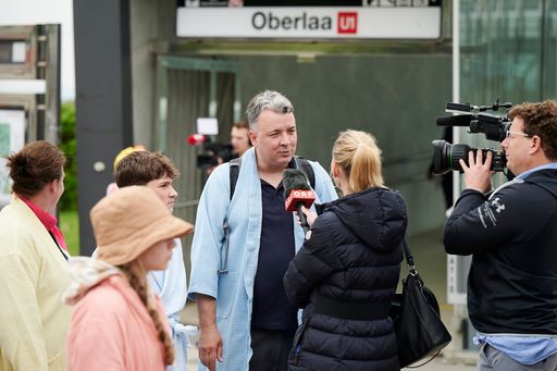  https://www.apa-fotoservice.at/galerie/32430 .