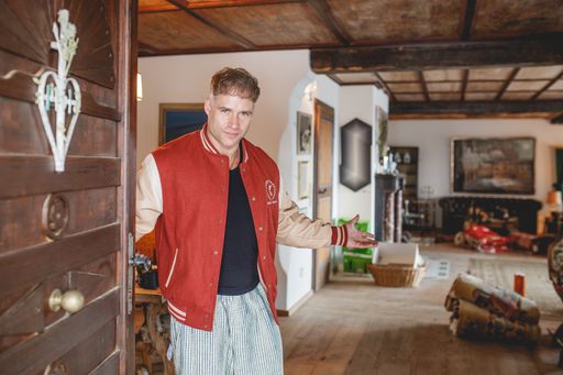 Dimitri Schell gewährt Einblick in die Schell-Alm
