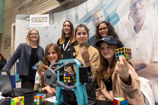 Vorschau Bild von Erfolgreiche Graz-Premiere: Girls! TECH UP
begeistert Schülerinnen für Technik