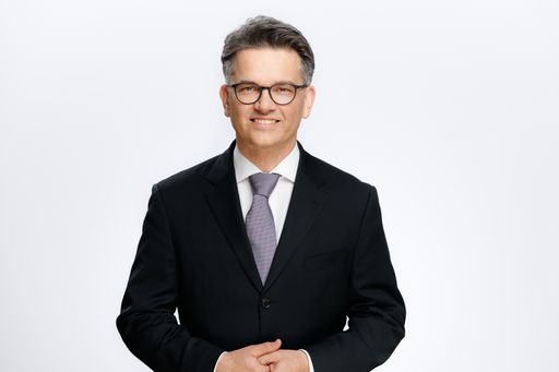 Vorschau Bild von Dr. Botond Ponner, Medical Director AstraZeneca
Österreich