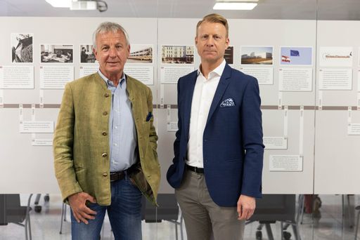  https://www.apa-fotoservice.at/galerie/32706 v.l.n.r. Eigentümere
der Richter Pharma AG Mag.pharm.Florian Fritsch & CEO Mag. Roland
Huemer