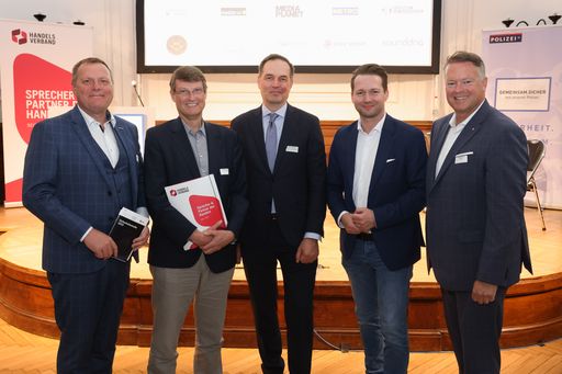  Hochkarätige Speaker:innen in der Albert Hall Wien