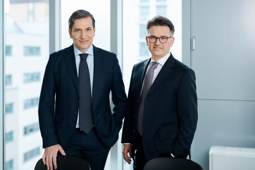 Filippo Fontana, Geschäftsführer von AstraZeneca
Österreich & Dr. Botond Ponner, Medical Director bei AstraZeneca
Österreich