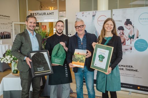  Die "Grüne Haube" geht an das REDUCE HOTEL THERMAL
und das "REDUCE HOTEL VITAL"