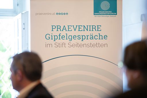 Drei Gipfelgespräche bei den 8. PRAEVENIRE
Gesundheitstagen in Stift Seitenstetten 2023 drehen sich um das
Thema Digitalisierung im Gesundheitswesen.