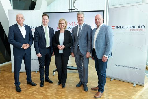 Pressekonferenz anlässlich des Summit Industrie 4.0
in Tulln